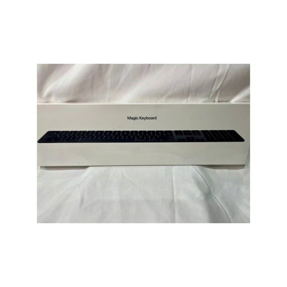 Apple Magic Keyboard wtih Numeric Keypad in Space Grey *BNIB*